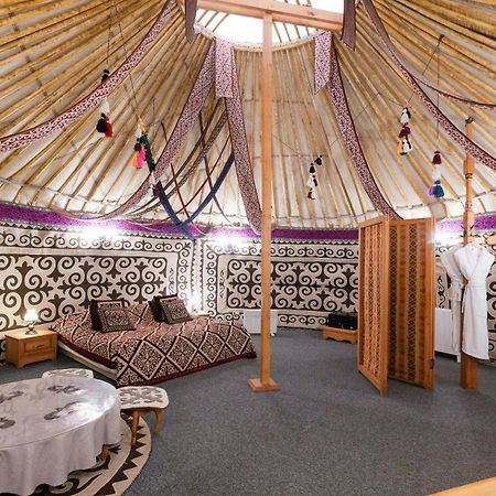 Besqaynar Oi-Qaragai Mountain Resort מראה חיצוני תמונה