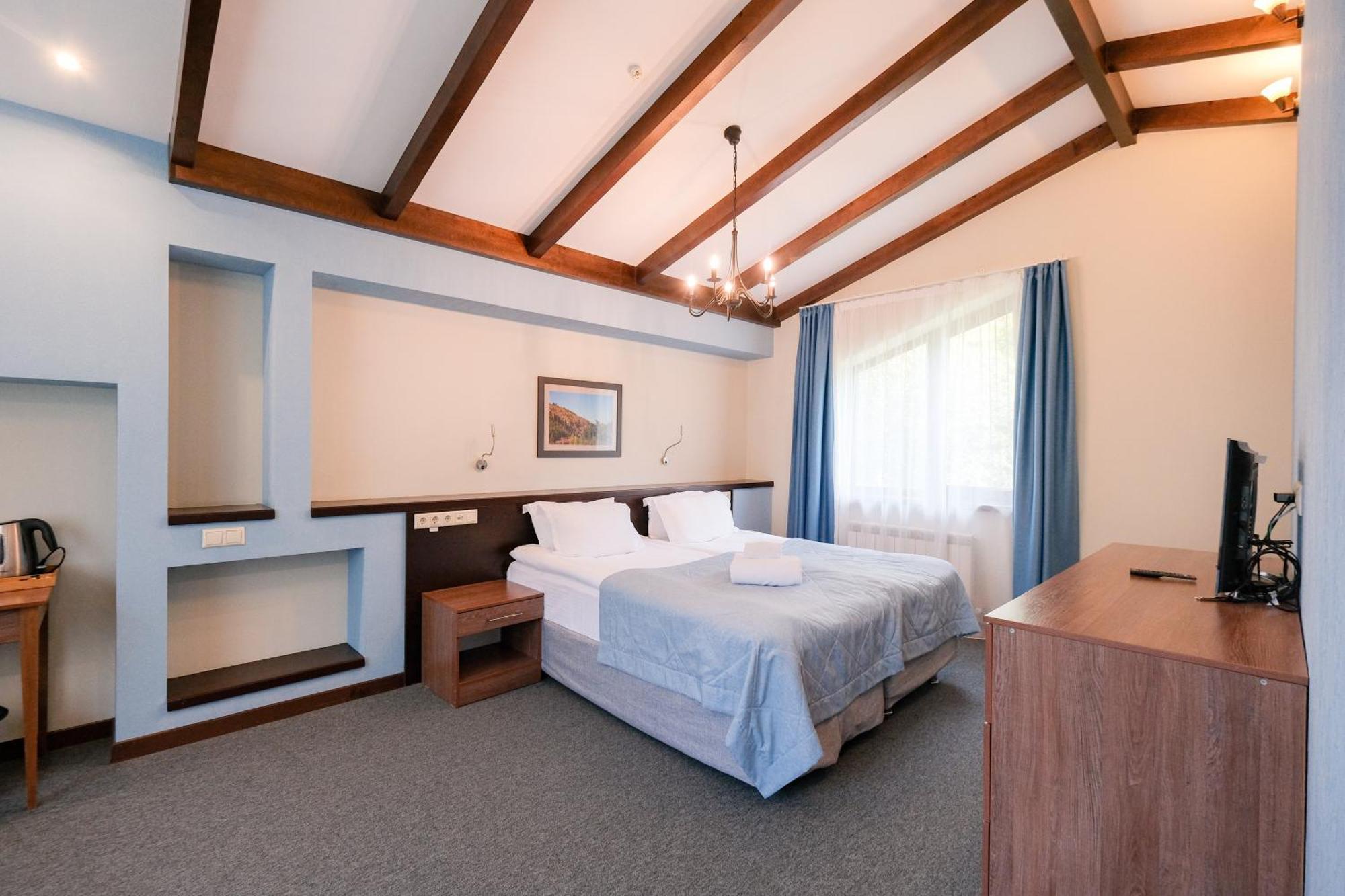 Besqaynar Oi-Qaragai Mountain Resort מראה חיצוני תמונה