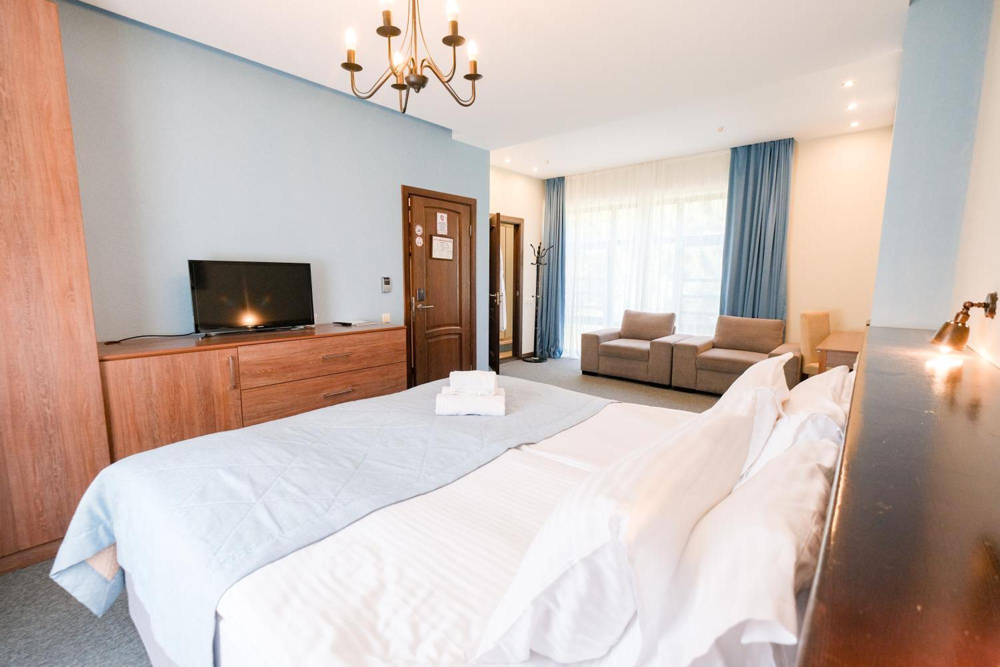 Besqaynar Oi-Qaragai Mountain Resort מראה חיצוני תמונה