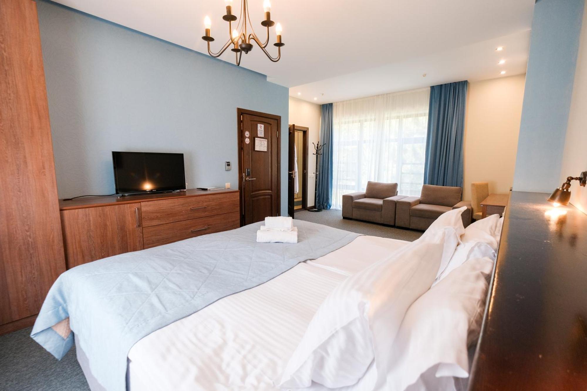 Besqaynar Oi-Qaragai Mountain Resort מראה חיצוני תמונה