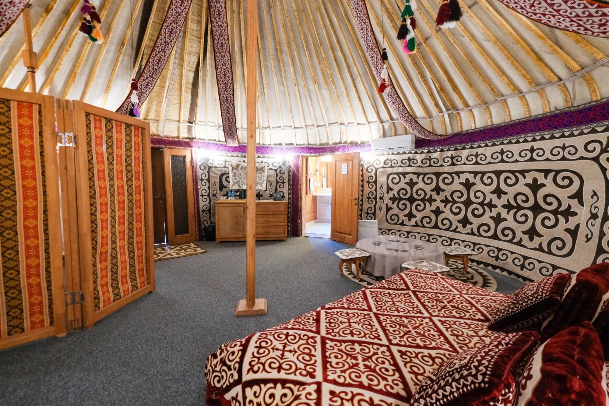Besqaynar Oi-Qaragai Mountain Resort מראה חיצוני תמונה