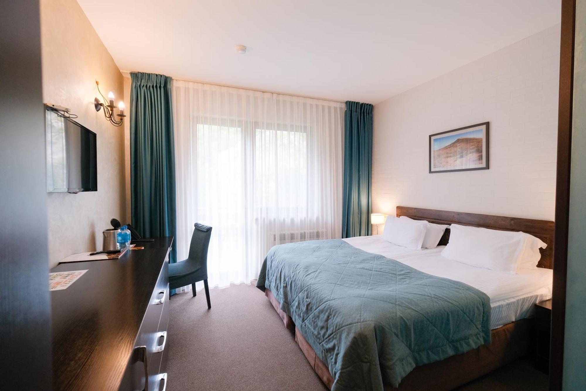 Besqaynar Oi-Qaragai Mountain Resort מראה חיצוני תמונה