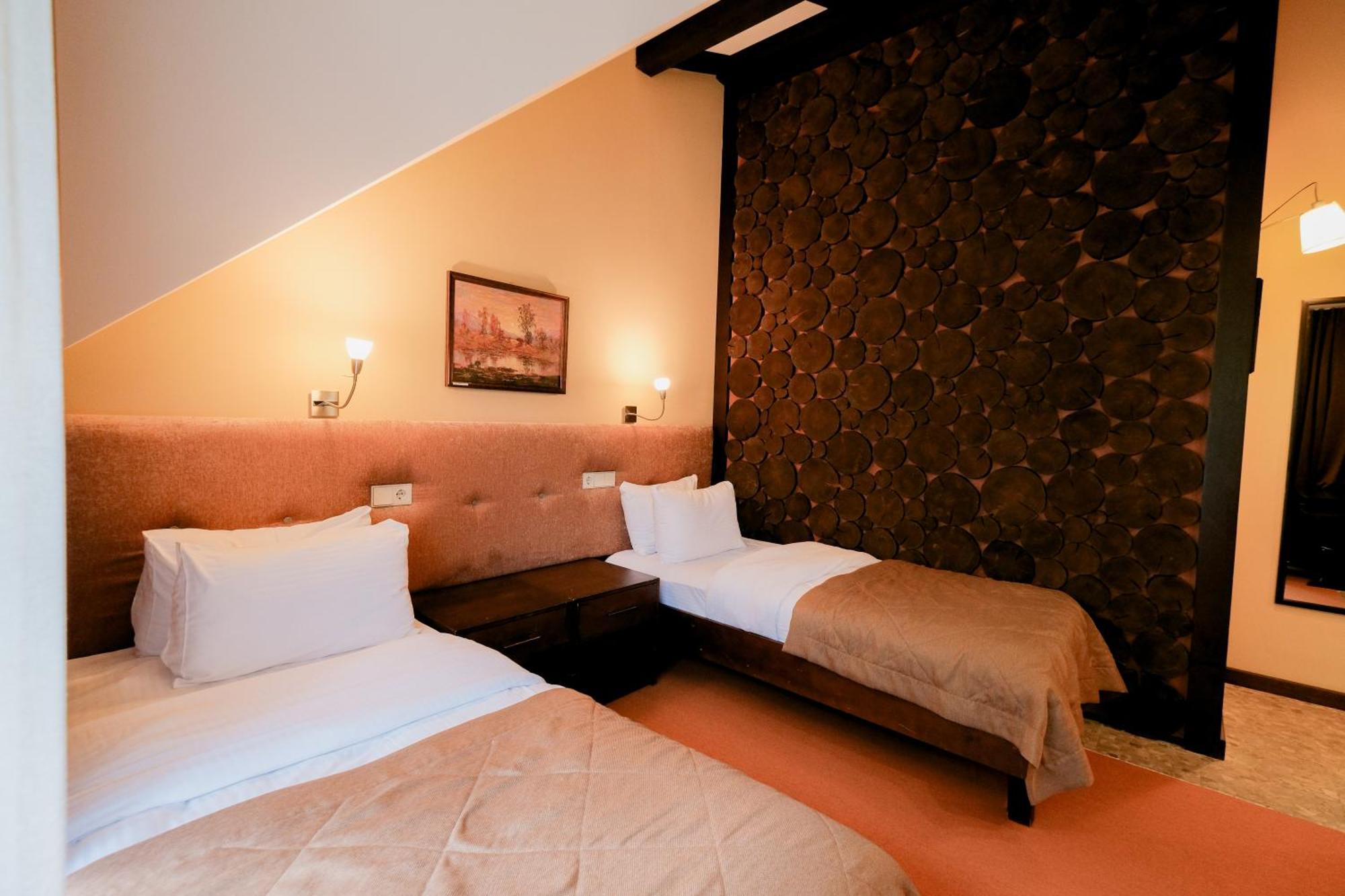 Besqaynar Oi-Qaragai Mountain Resort מראה חיצוני תמונה