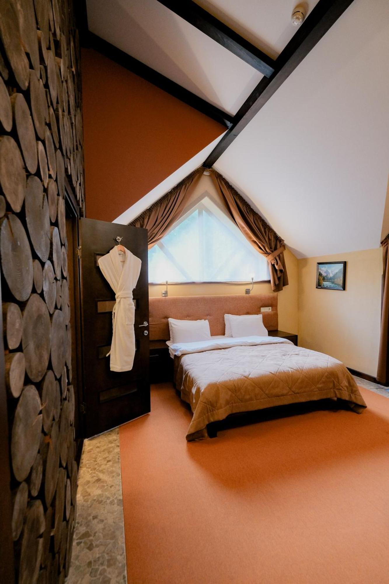 Besqaynar Oi-Qaragai Mountain Resort מראה חיצוני תמונה
